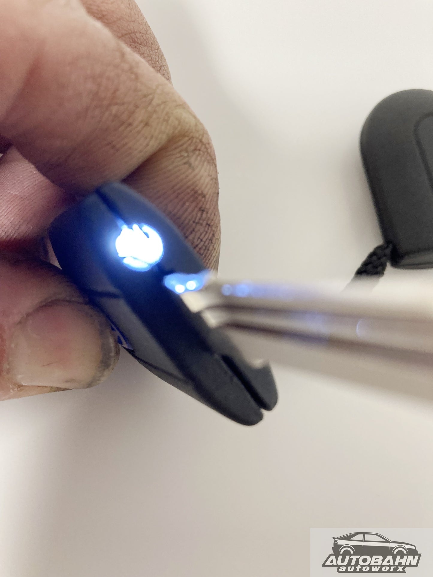 VW Lighted Pill Keys