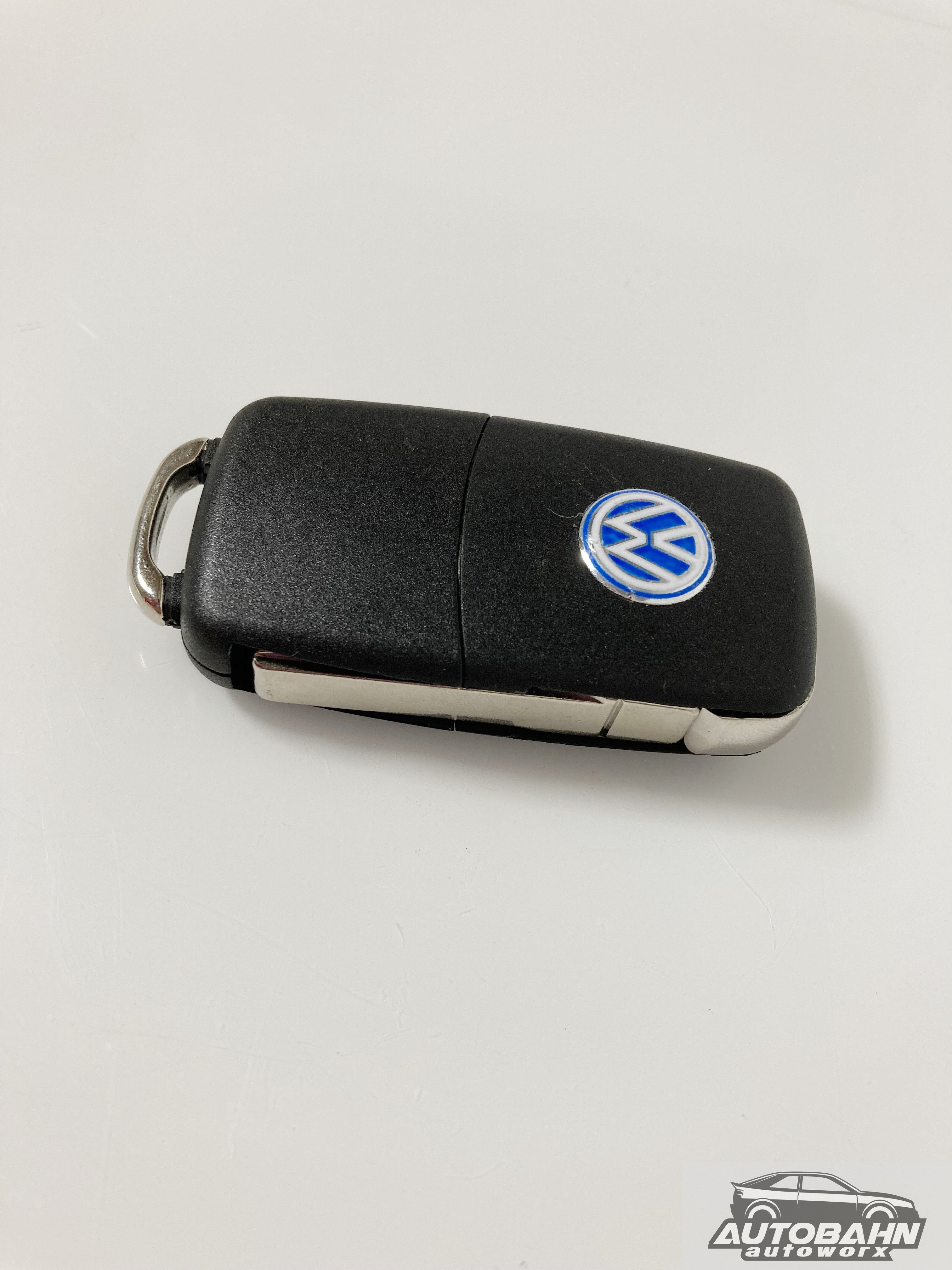 VW Mk4 Mk5 Flip Key Blank With Two Or Three Remotes – Autobahn Autoworx