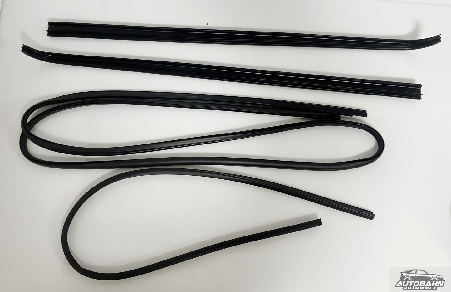 VW Corrado Windshield Glass Trim and Seal Kit