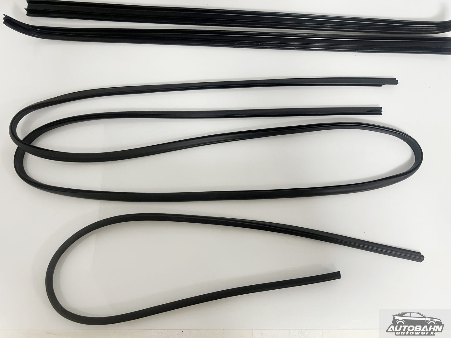 VW Corrado Windshield Glass Trim and Seal Kit
