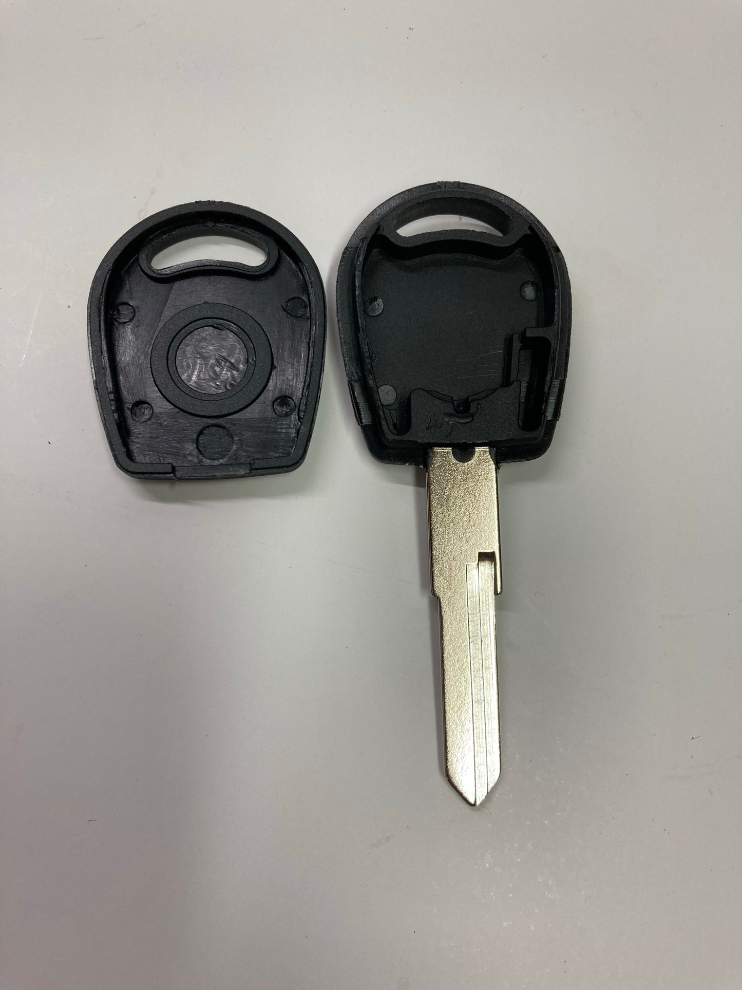 VW Mk3 Golf Jetta Eurovan AH key blank with chip holder