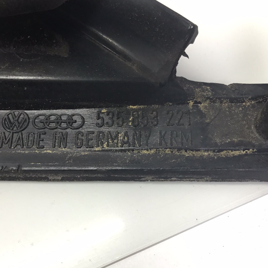 VW CORRADO OUTER DOOR WINDOW TRIANGLE TRIM 535853221